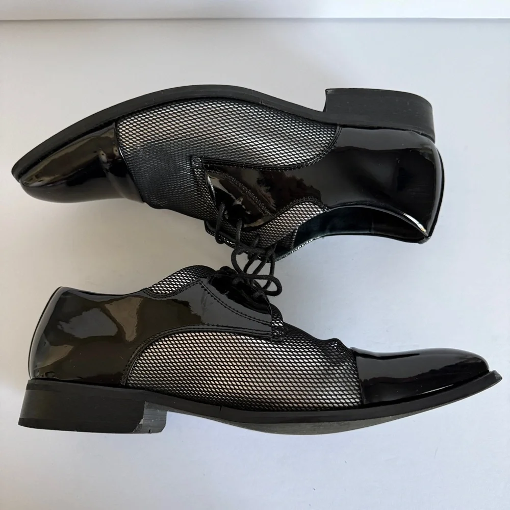 Amali Men’s Silver Fishnet Tuxedo Oxford Dress Shoe Black Patent Cap Toe Size 9. - Picture 4 of 13